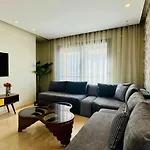 City Center Apartment With Terrace
