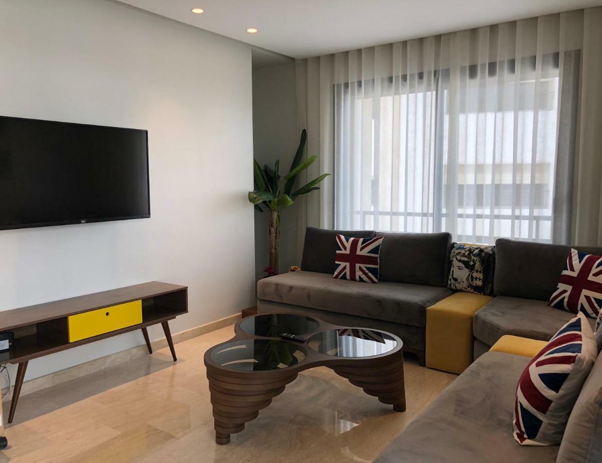 Apartment Center With Terrace *
